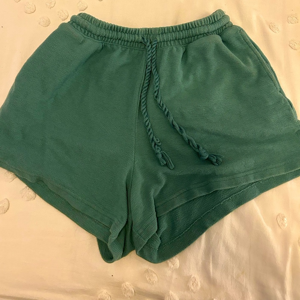Green Shorts from Universal Thread Size S